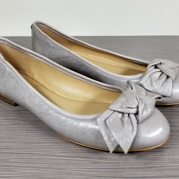 Michael Kors Willa Ballet Flat, Gray Wrinkled Leather, Womens Size 5.5 / 35.5 - Picture 3 of 10